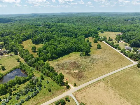 477 Jay Shambley Rd, Pittsboro, NC 27312