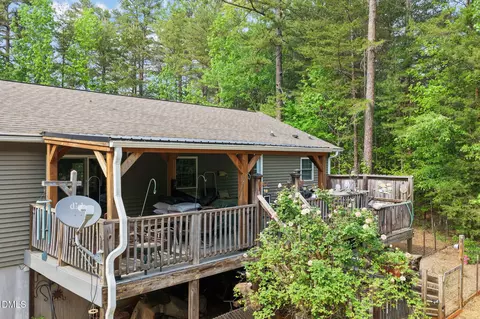 Exterior - 7620 Trottinridge Rd, Skipwith, VA 23968 photo 2 of 10