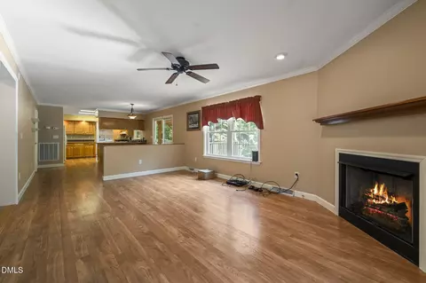 Living - 7620 Trottinridge Rd, Skipwith, VA 23968 photo 2 of 3