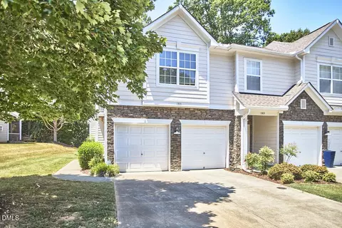 1301 Bartlett Cir, Hillsborough, NC 27278