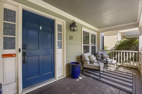 27 Summit Ave, Raleigh, NC 27603