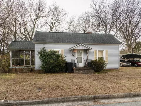 1010 Attica St, Burlington, NC 27217