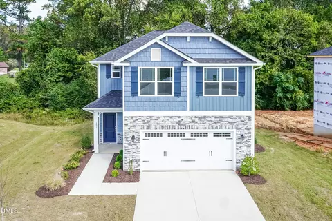702 Dunlawton Ct, Sanford, NC 27330