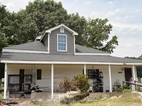 920 Cheves Rd, Zebulon, NC 27597