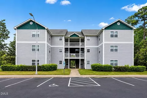 2031 Wolfmill Dr # 301, Raleigh, NC 27603