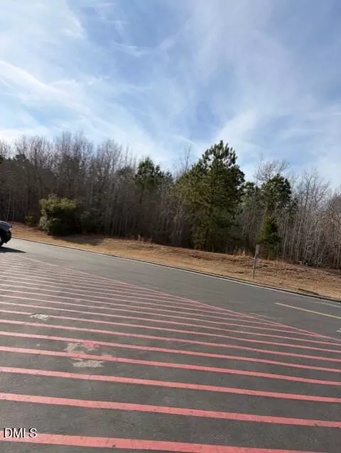 590 E Jackson Blvd, Erwin, NC 28339 photo 3