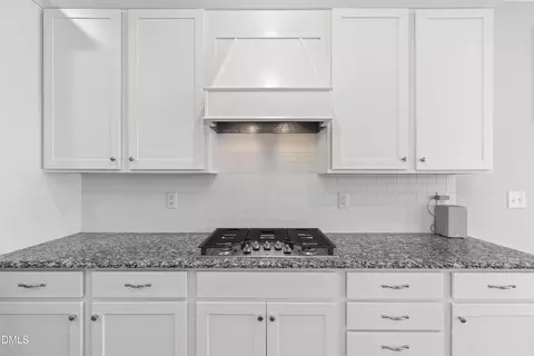 Kitchen - 48 Two Creeks Loop, Chapel Hill, NC 27517 photo 4 of 6