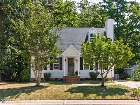 4212 Bluffs Ln, Durham, NC 27712