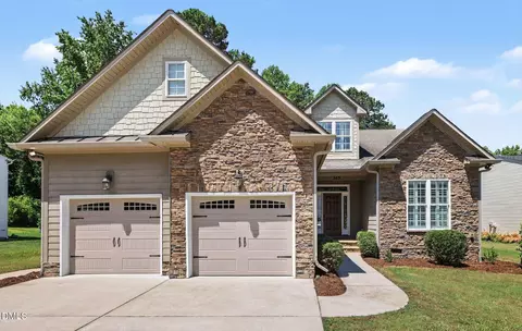 143 Fawnbrook Dr, Four Oaks, NC 27524