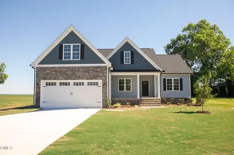106 Lucky Ln, Pikeville, NC 27863