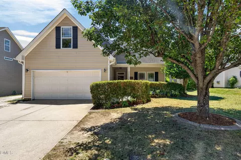 1724 Heisser Ln, Fuquay Varina, NC 27526
