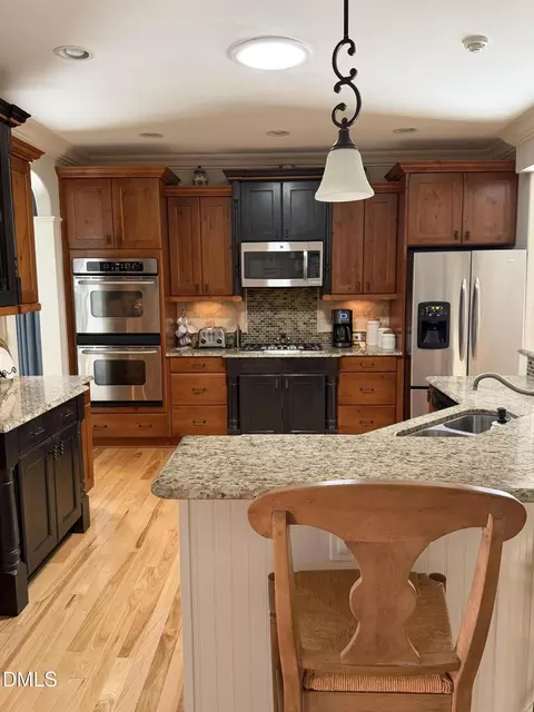 205 Sonoma Valley Dr, Cary, NC 27518