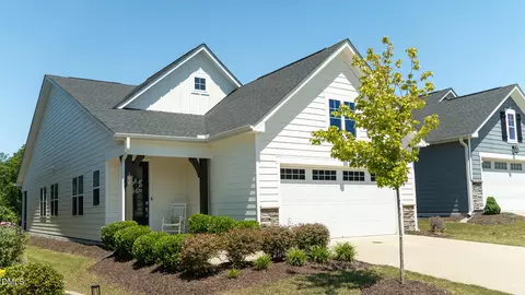 196 Canary Ct, Raleigh, NC 27610