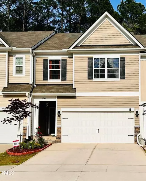 1240 Grenshaw Dr, Morrisville, NC 27560