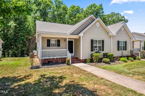 3664 E Cotton Gin Dr, Clayton, NC 27527