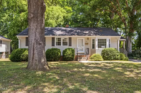 525 Barksdale Dr, Raleigh, NC 27604