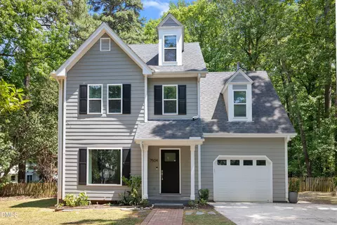 7504 Waverly Pl, Raleigh, NC 27613