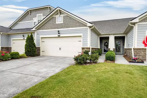 1026 Carraway Ln, Durham, NC 27703