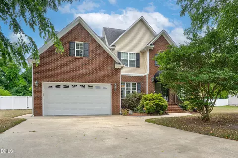 1328 Genoa Ct, Greenville, NC 27858
