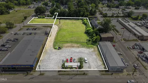 509 E Market St, Smithfield, NC 27577
