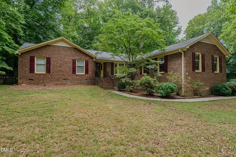 2603 Crescent Hill Dr, Mebane, NC 27302