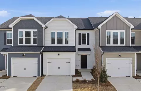 3808 Rodeo Ct, Willow Spring, NC 27592