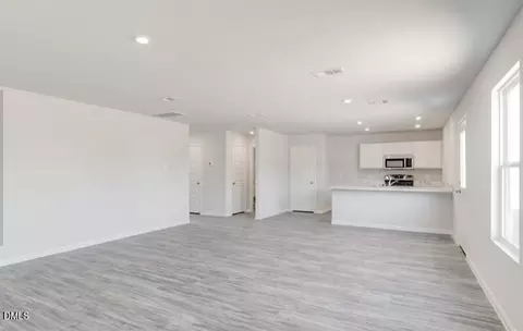 89 Osprey Ct, Benson, NC 27504 photo 6