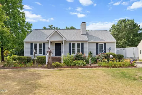 46 Richmond Dr, Clayton, NC 27527