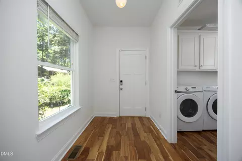 Entry Way - 132 Baldwin Dr, Durham, NC 27712 photo 5 of 6