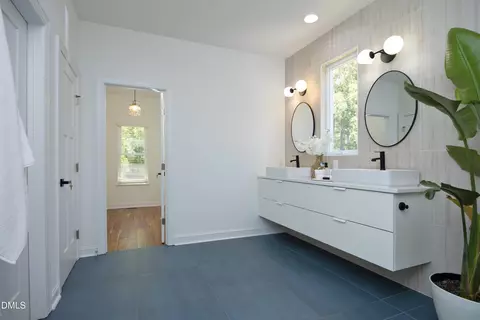 132 Baldwin Dr, Durham, NC 27712 photo 34