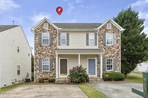 2533 Bay Harbor Dr, Raleigh, NC 27604