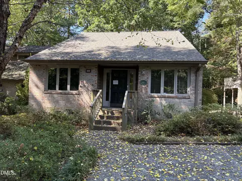 160 Montrose Dr, Durham, NC 27707