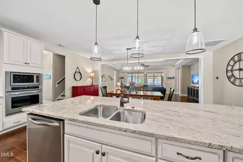 1016 Cuthbert Ln, Durham, NC 27703 photo 7