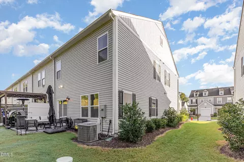 Exterior - 58 Little Leaf Ln, Clayton, NC 27527 photo 3 of 3