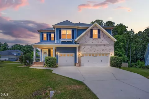 8108 Fieldcrest Ln, Fuquay Varina, NC 27526