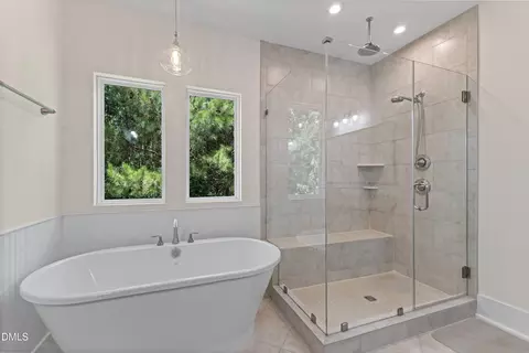 Bath - 714 Adeline Ct, Durham, NC 27713 photo 4 of 7