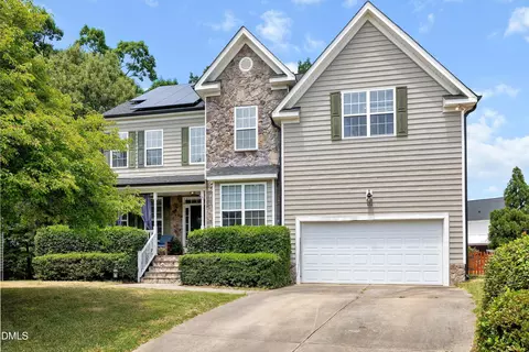 104 Big Laurel Ct, Holly Springs, NC 27540