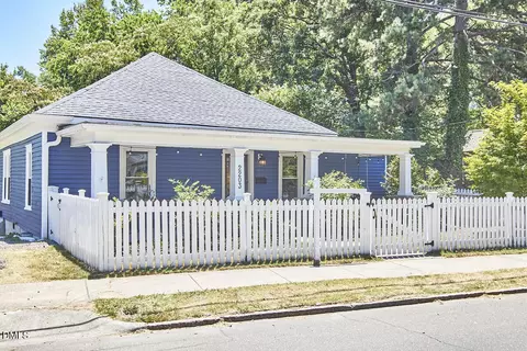 2203 Chapel Hill Rd, Durham, NC 27707