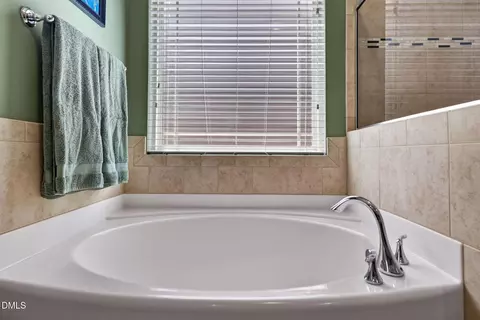 Bath - 2052 October Dr, Durham, NC 27703 photo 5 of 6