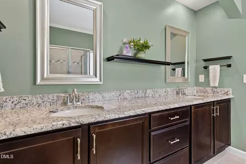 Bath - 2052 October Dr, Durham, NC 27703 photo 6 of 6