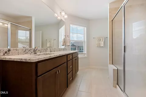Bath - 1404 Compass Dr, Durham, NC 27713 photo 4 of 5