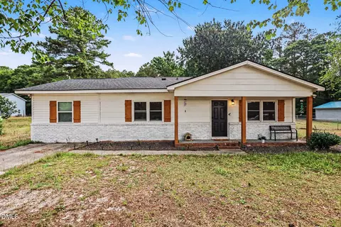 1960 Ava Rd, Autryville, NC 28318