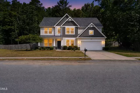 345 Birch Ave, Spring Lake, NC 28390