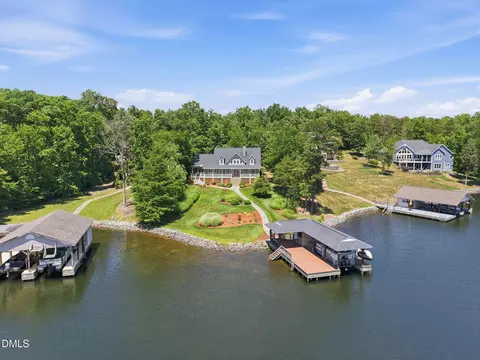 86 S Oak Cove Dr, Semora, NC 27343