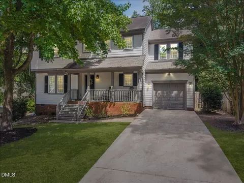 106 Martins Point Pl, Cary, NC 27519