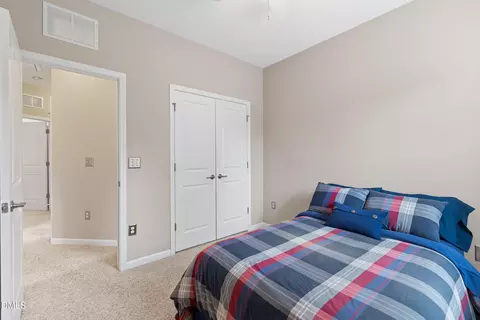 Bedroom - 4962 Highcroft Dr, Cary, NC 27519 photo 5 of 8