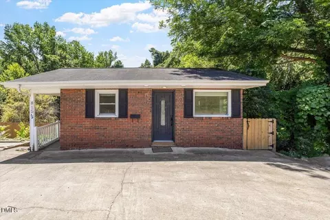 815 W 3rd St, Siler City, NC 27344