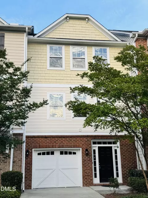 108 Linden Park Ln, Cary, NC 27519