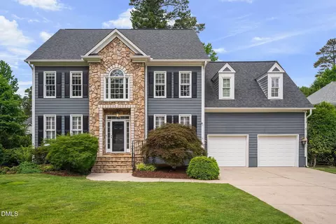 120 Crystlewood Ct, Morrisville, NC 27560