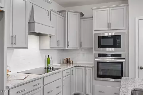 428 Brighton Way, Aberdeen, NC 28315